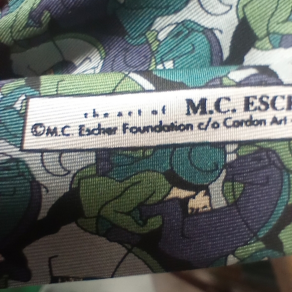 The Boxelder Company Milwaukee, M.C. Escher Foundation Men's Tie Imported Silk. - Picture 10 of 11